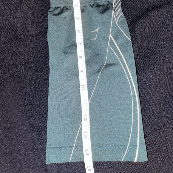 GYMSHARK APEX SEAMLESS HIGH RISE SHORT - Picture 12 of 13